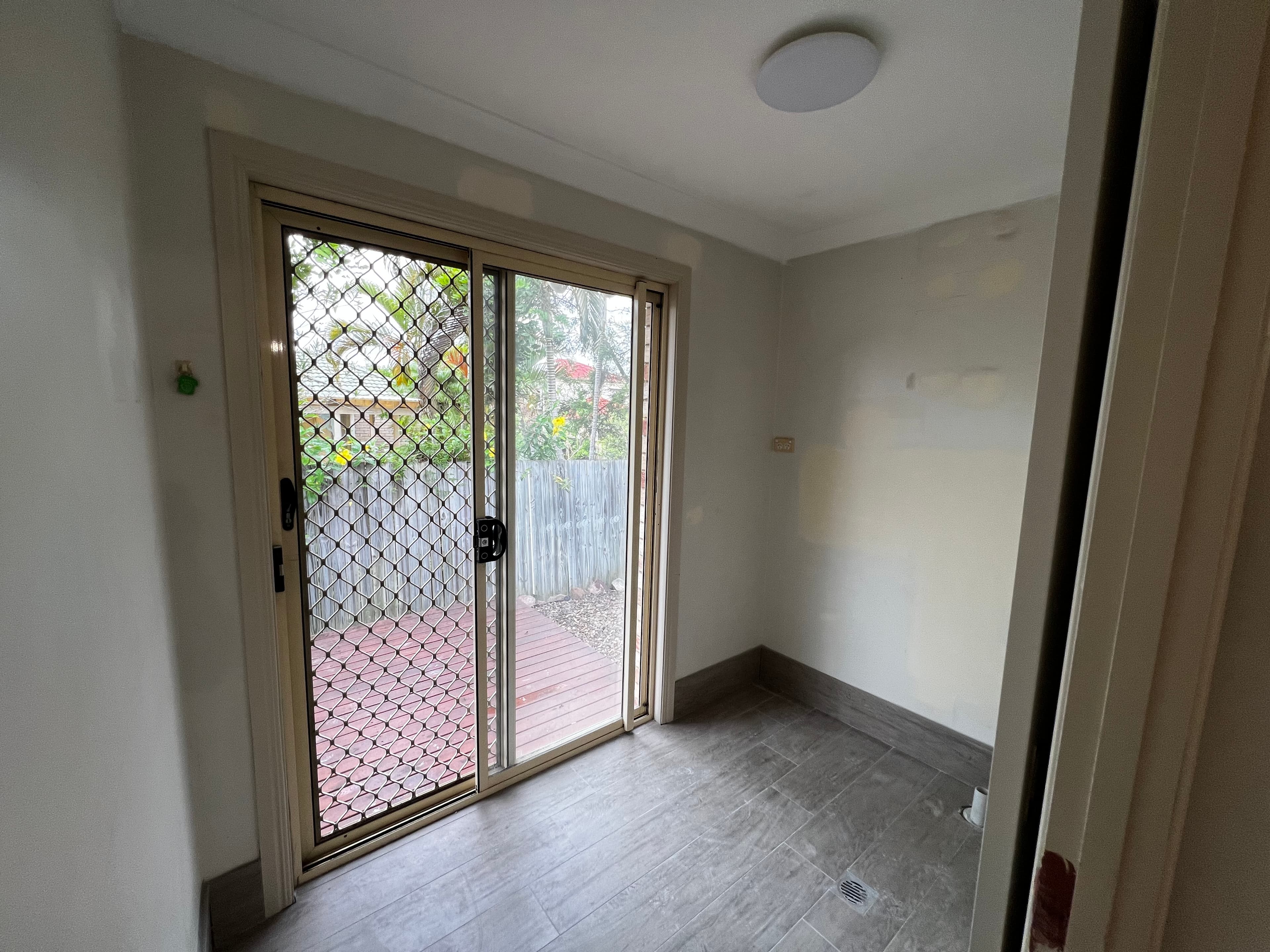 Full Interior Repaint, Parkinson (Bellview) | Metro Painting Group