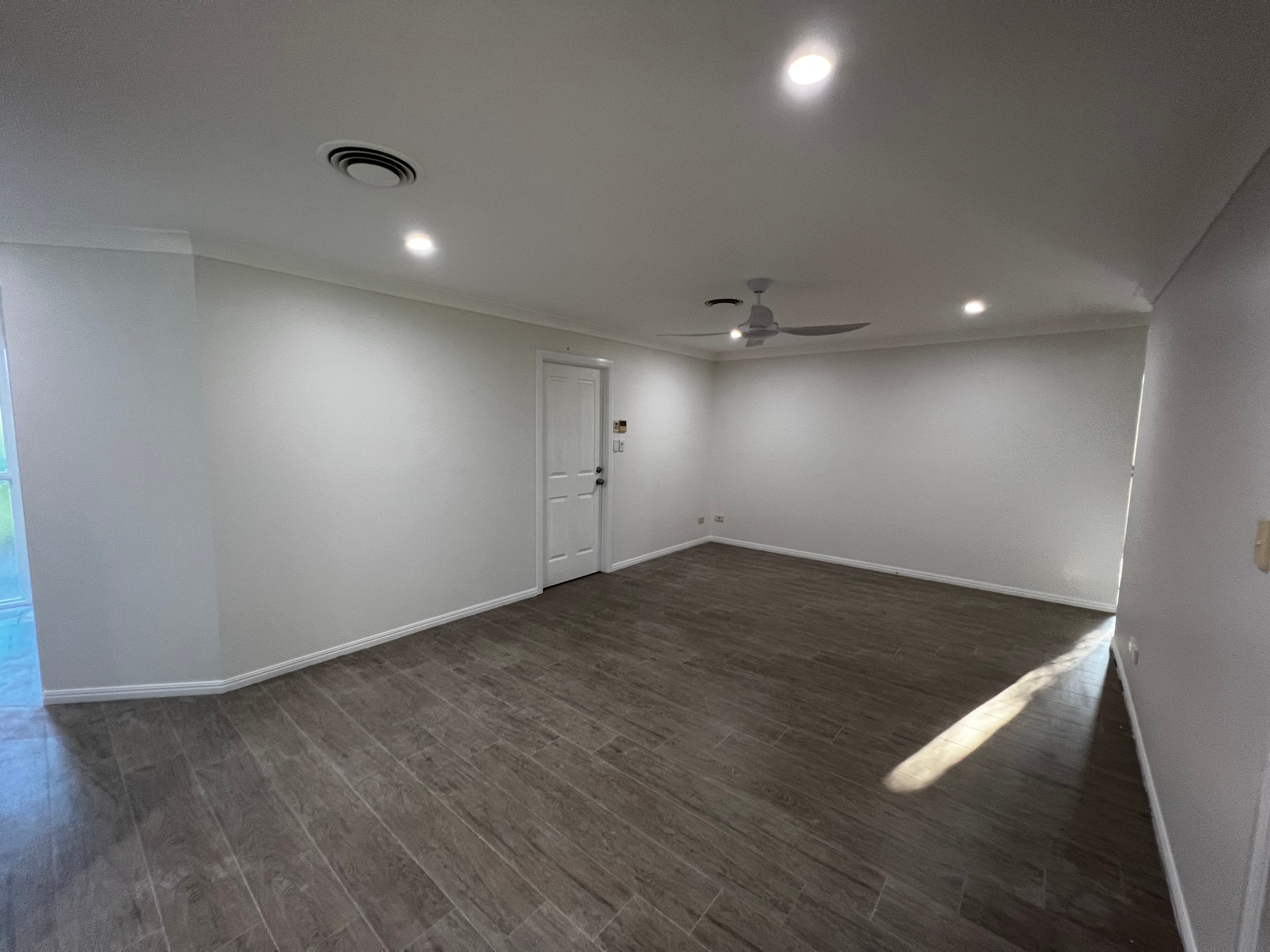 Full Interior Repaint, Parkinson (Bellview) | Metro Painting Group
