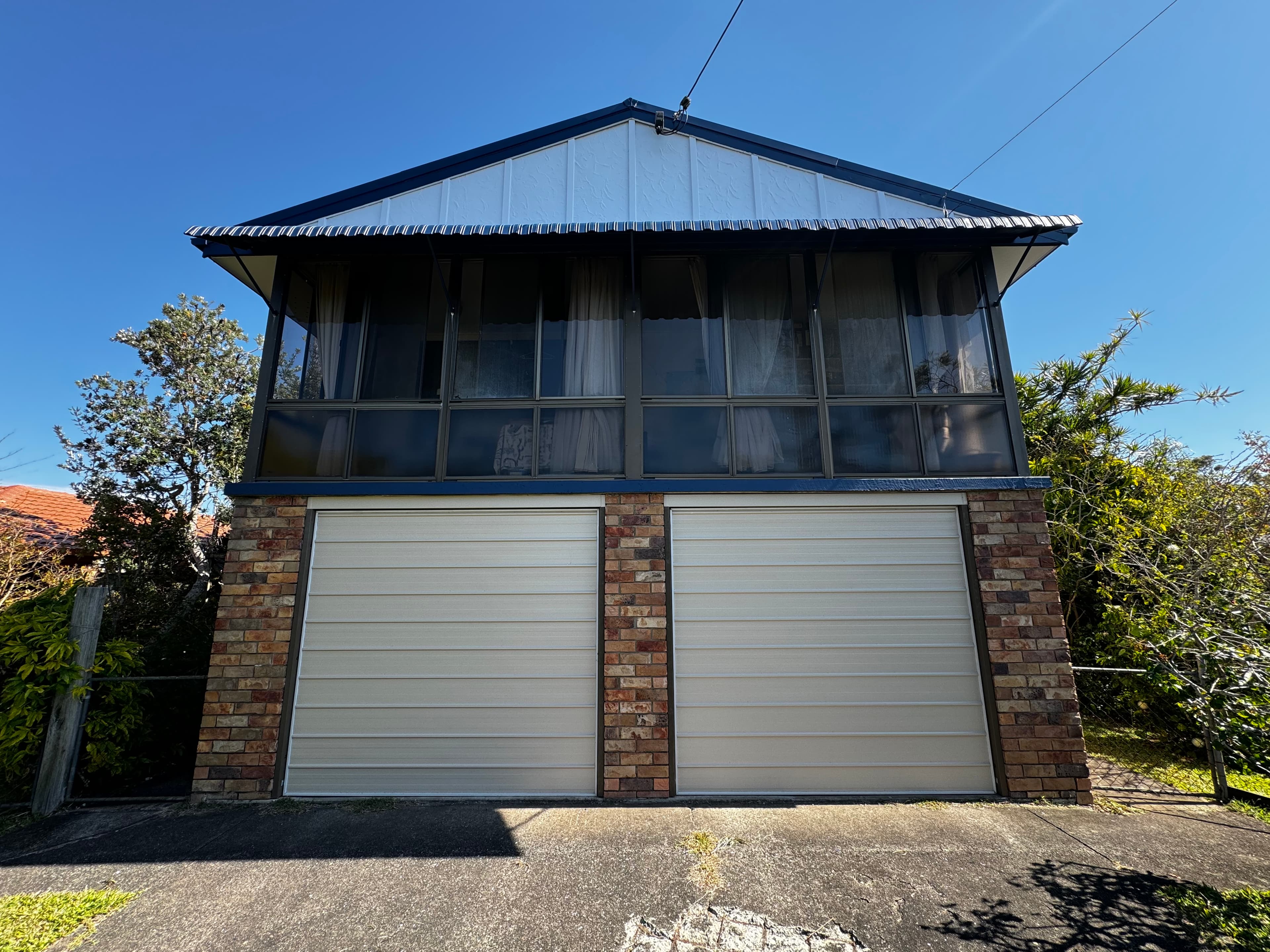 Coastal Exterior Repaint, Victoria Point | Metro Painting Group